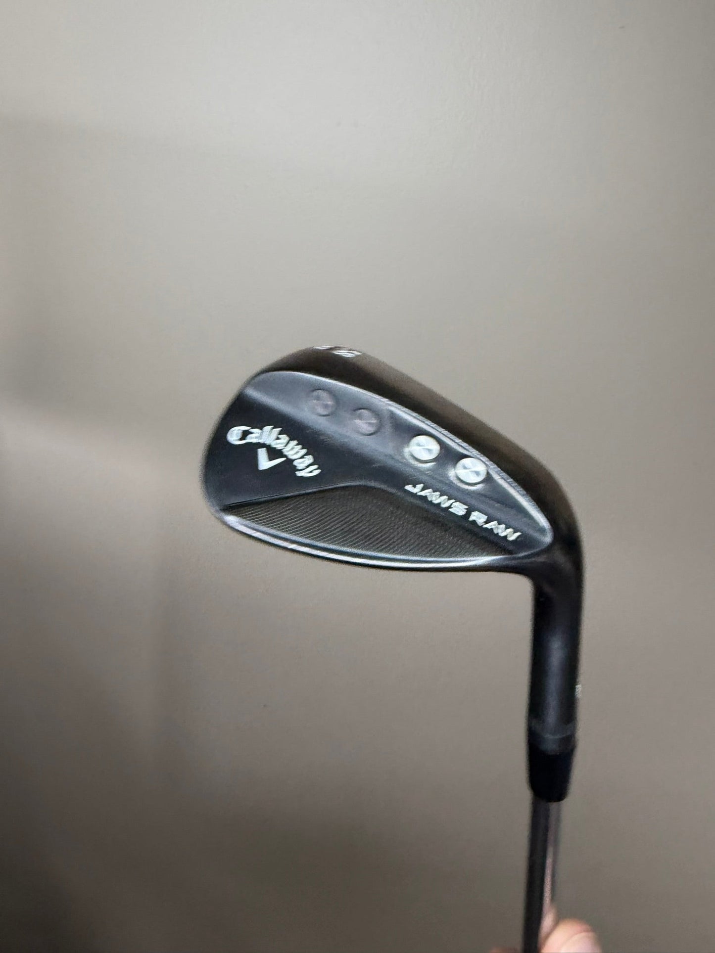 Jaws Raw Black Plasma Wedge