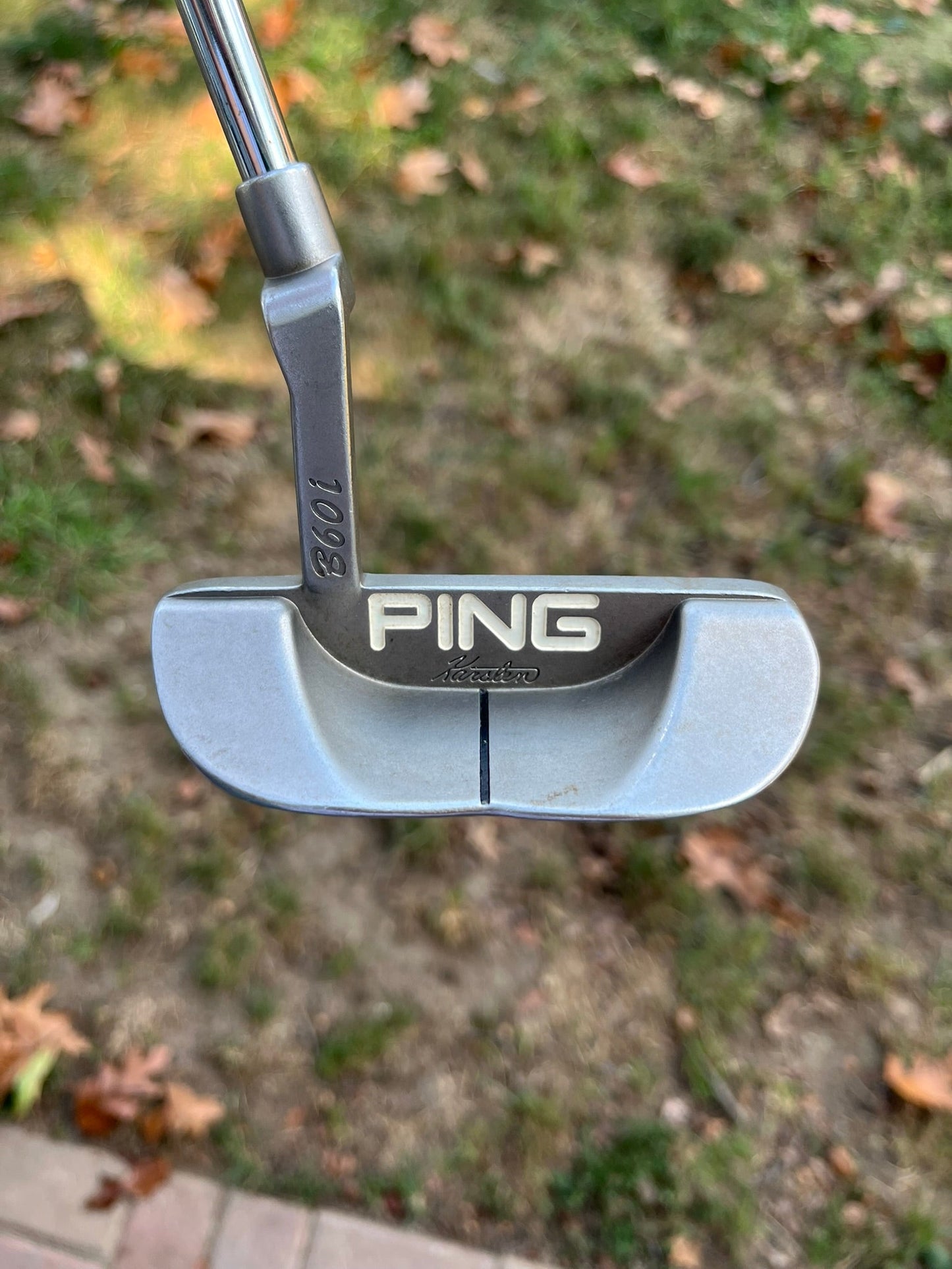 B60i Putter