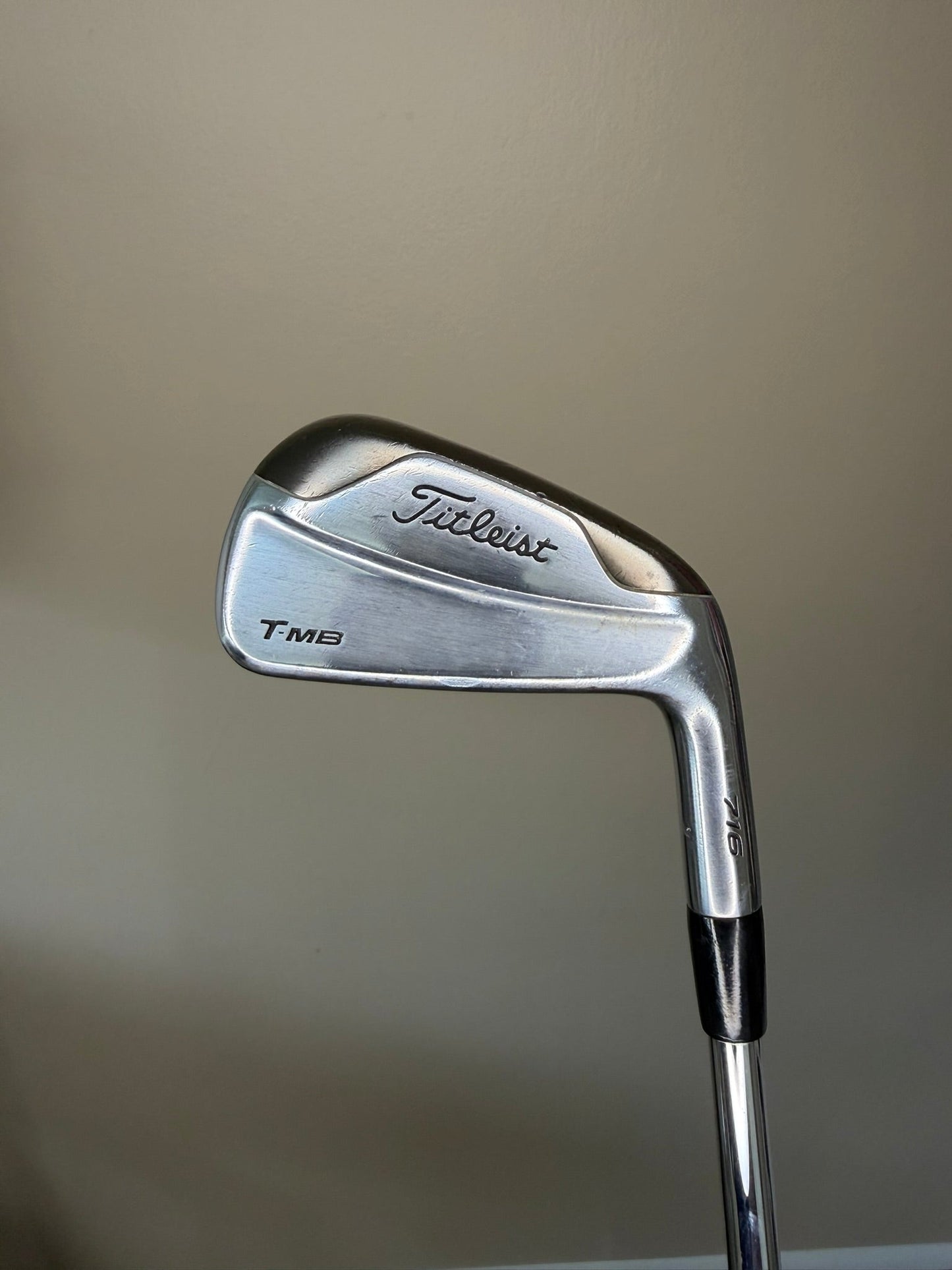 716 T-MB Individual Iron