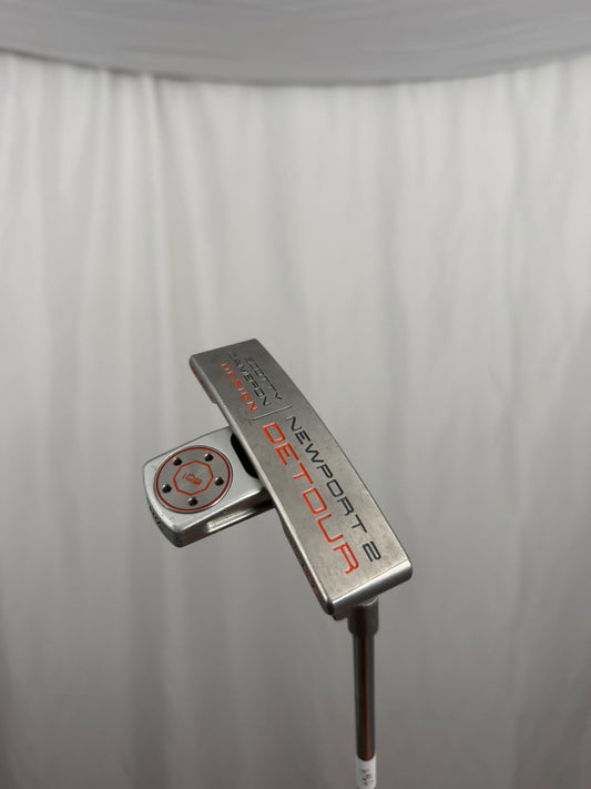 Detour Newport 2 Putter