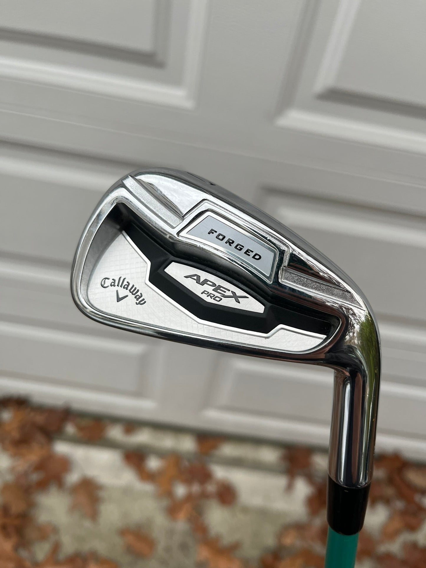 Apex Pro 16 Individual Iron